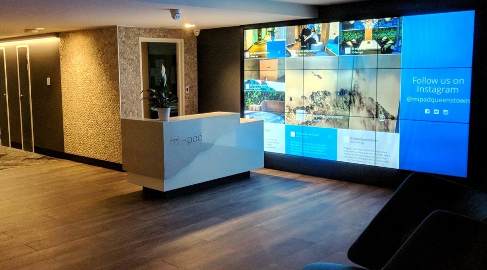 A Digital Video Wall that Connects and Informs Guests