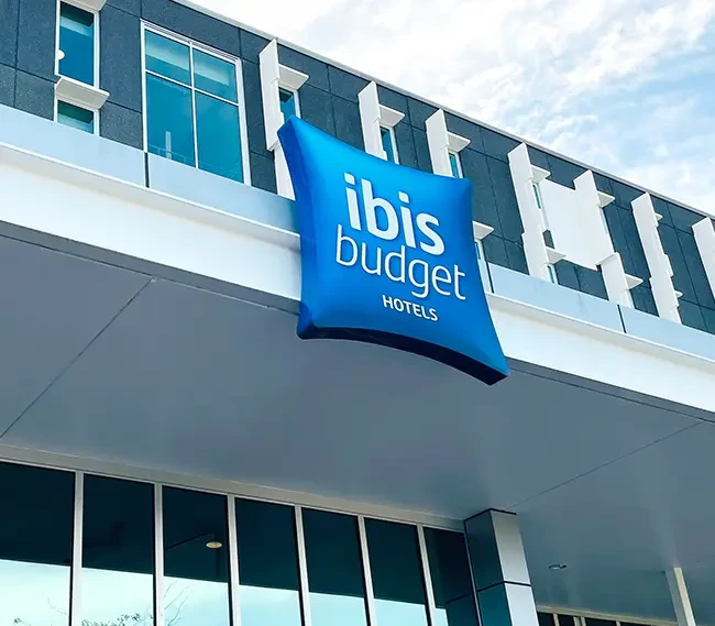 How ibis Budget Auckland Airport Automated Guest & Staff Connection
